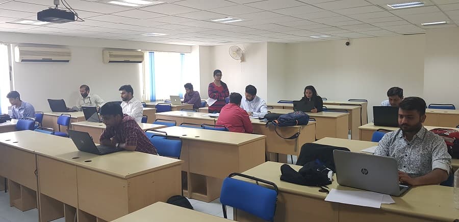 Amity Global Business School Ahmedabad Computer Proficiency photo 3